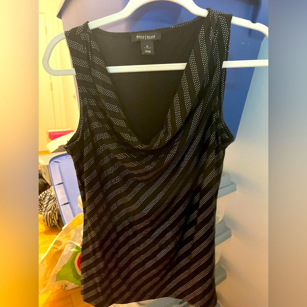 Sleeveless cow neck blouse- medium